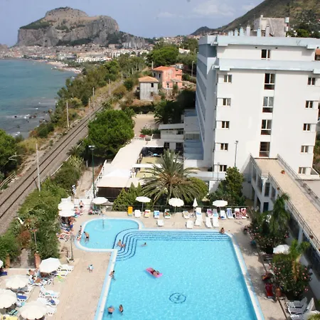 Szálloda Santa Lucia Le Sabbie D'oro Cefalù