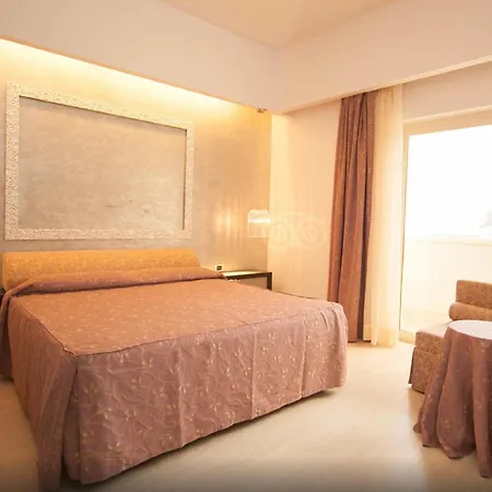 Hotel Santa Lucia Le Sabbie D'oro Cefalú