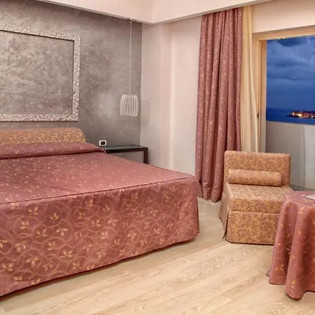 Santa Lucia Le Sabbie D'oro Szálloda 4*