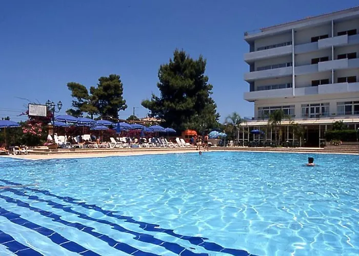 Santa Lucia Le Sabbie D'oro Отель 4*