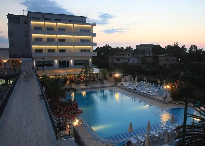 Santa Lucia Le Sabbie D'oro 4*