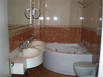 Отель Santa Lucia Le Sabbie D'oro Чефалу