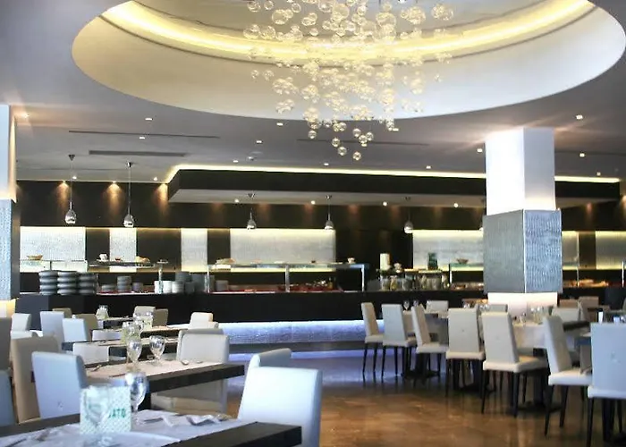 Santa Lucia Le Sabbie D'oro Отель 4*