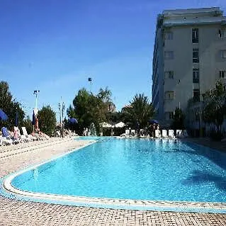 Santa Lucia Le Sabbie D'oro Чефалу